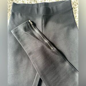 GAP Black Garment Label Detail with Red Size Print